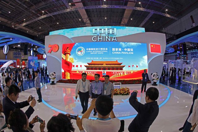 “我们对中国充满信心”——习近平主席在第二届中国国际进口博览会开幕式上主旨演讲引发文旅展商热烈反响